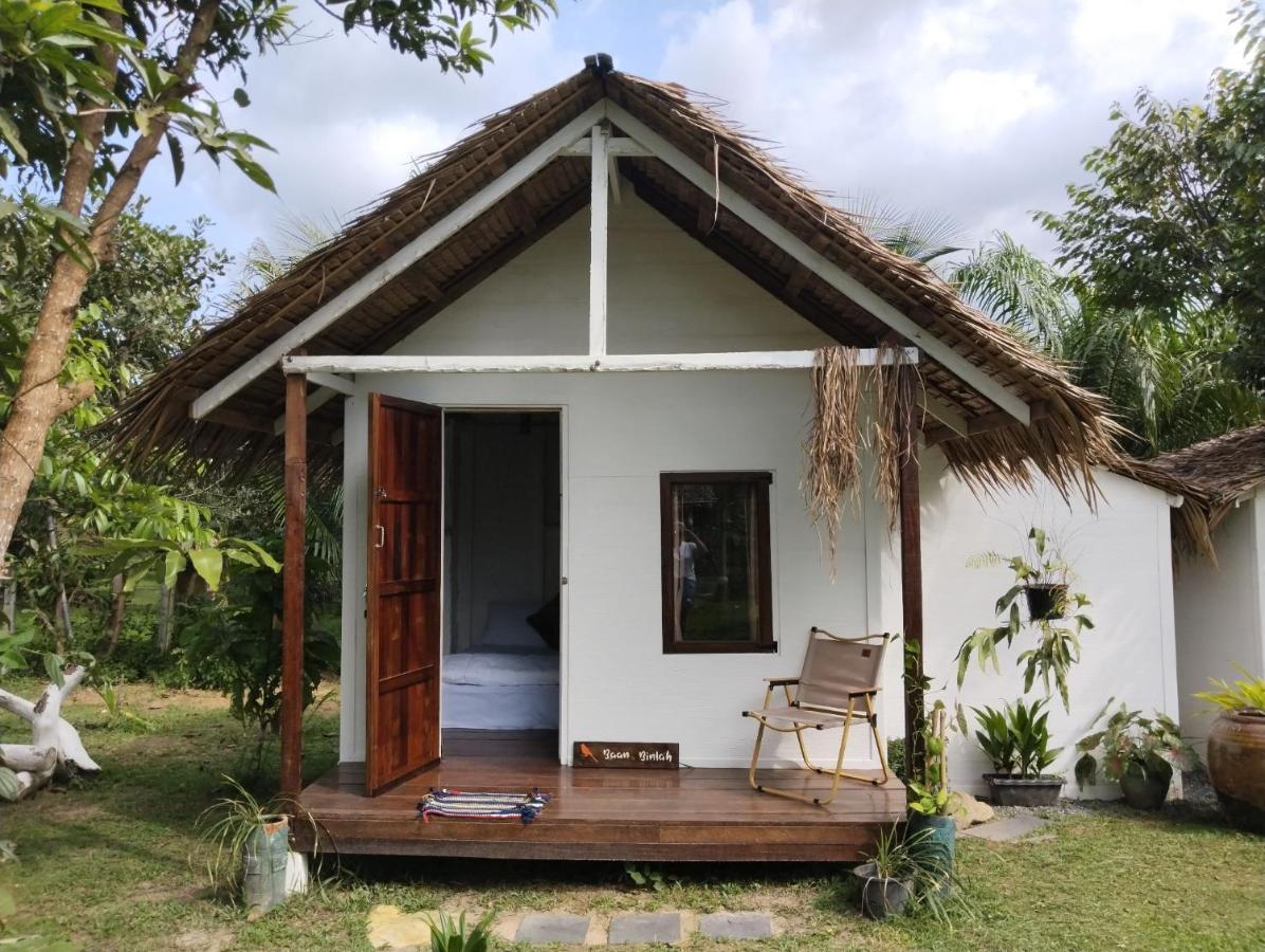 Baan Farang Homestay Phra Saeng Ban Nam Dam Dış mekan fotoğraf