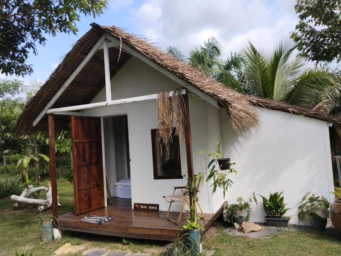 Baan Farang Homestay Phra Saeng Ban Nam Dam Dış mekan fotoğraf